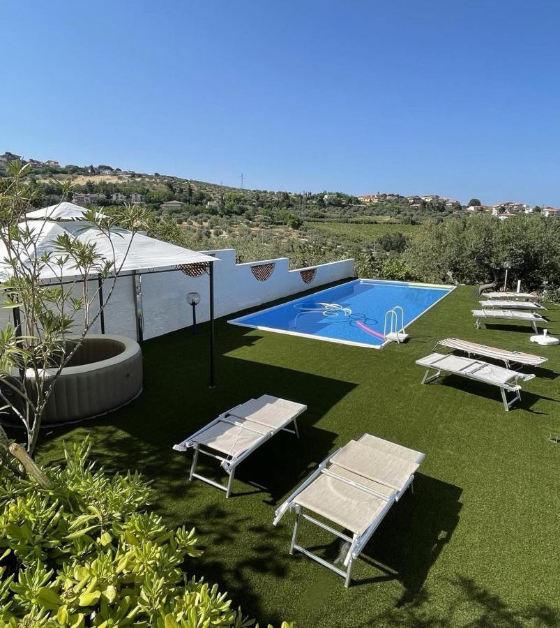 Il Giardino Degli Ulivi Villa Citta Sant'Angelo Bagian luar foto
